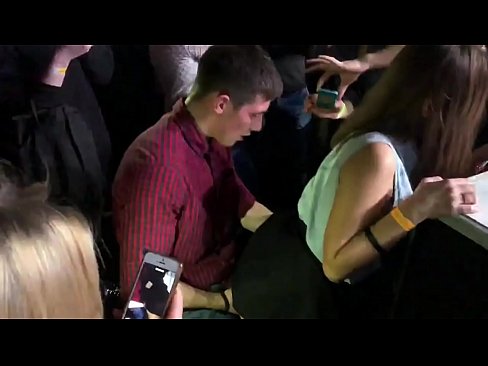❤️ Īsts sekss krievu naktsklubā. 18 gadus veca krievu meitene anālajā atverē un vagīnā, kas drāzta naktsklubā ️❌ Sekss video pie mums lv.masseffect1.ru ﹏